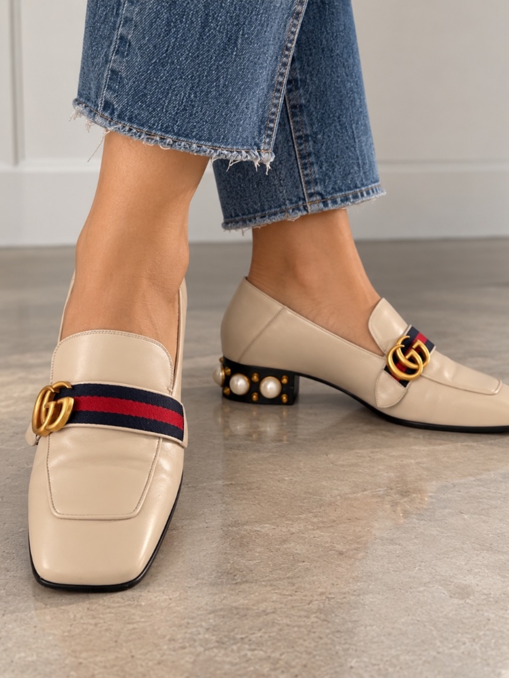 authentic Gucci Cream Leather Peyton Web Faux-Pearl Mid-Heel Loafer Size 39